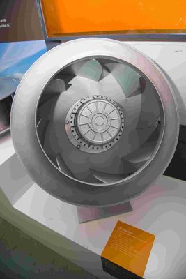 250 mm Centrifuge achteruitventilator 2700 rpm of 3023 rpm 1~230V ±10%
